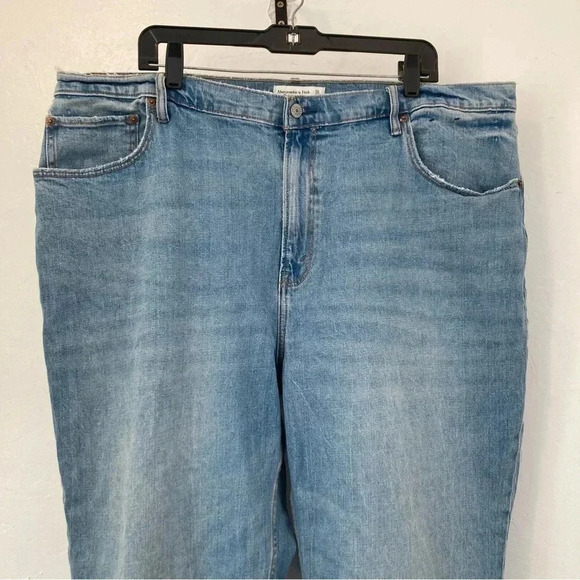 Abercrombie‎ & Fitch Ankle Straight Ultra High Rise Curve Love Jeans Size 35/20R - Picture 2 of 11